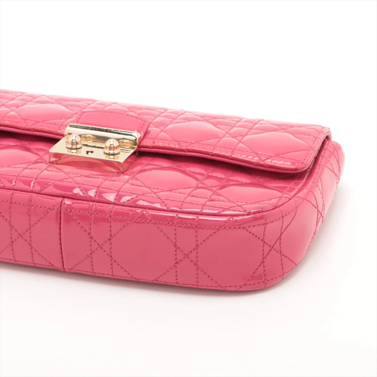 Dior ニューロック　ショルダーバッグ　保存袋あり　カナージュ　パテント Christian Dior / クリスチャンディオール】カナージュ ニュー