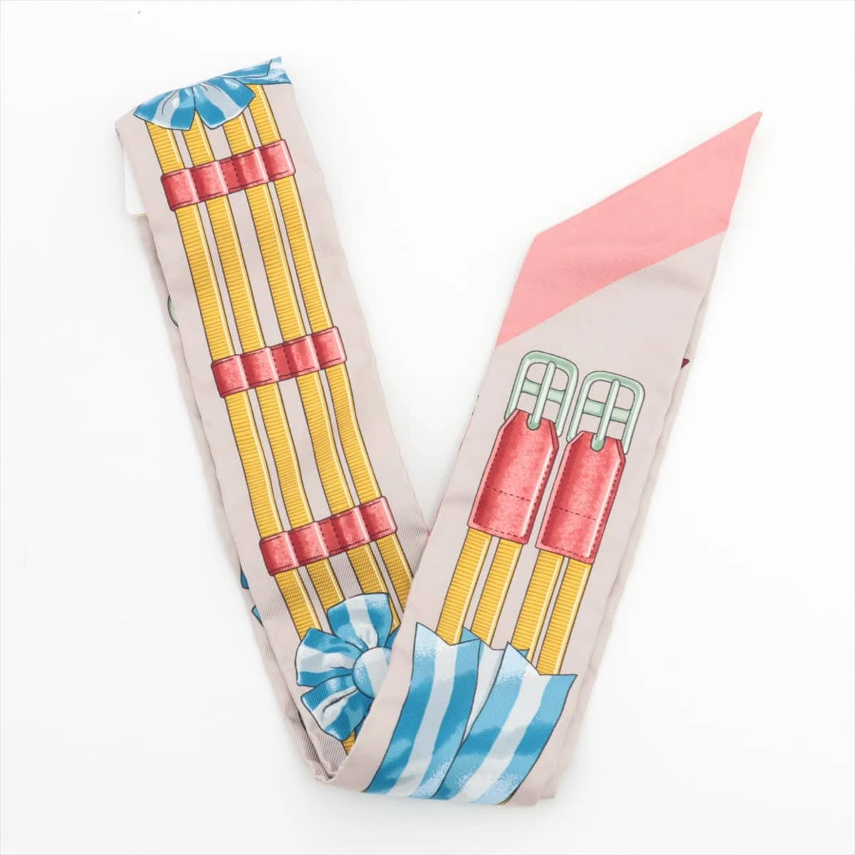 【クリスマスセール・美品】エルメス　ツイリー　ジャンピング クリスマスセール・美品】エルメス ツイリー ジャンピング