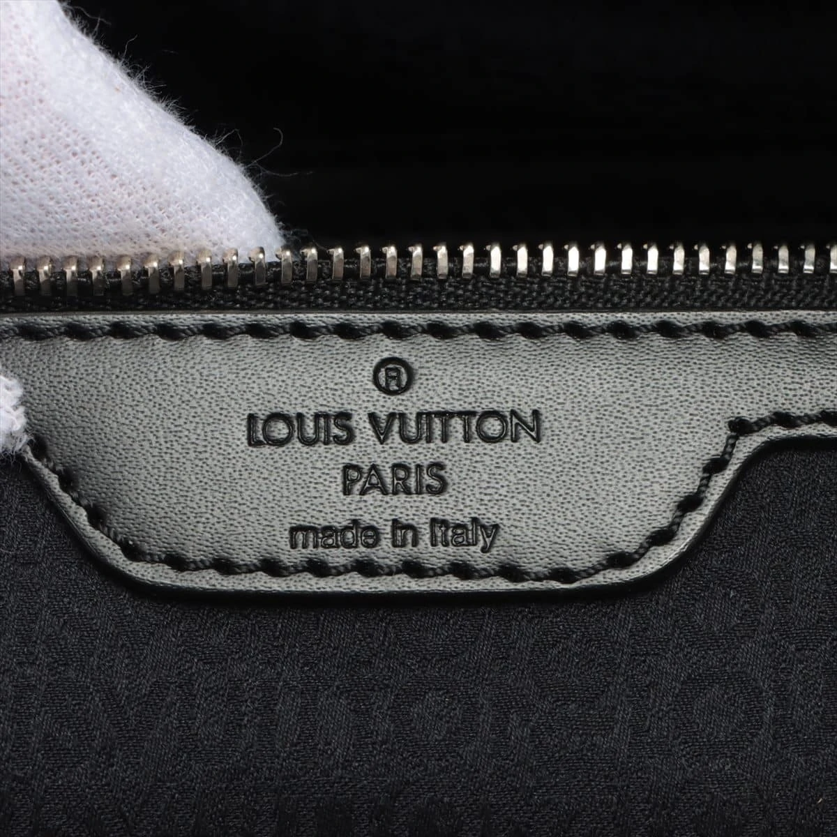 鑑定済みLOUIS VUITTON ダミエ グラフィット N63074.178 Louis Vuitton DAMIER GRAPHITE(ルイヴィトン ダミエグラ