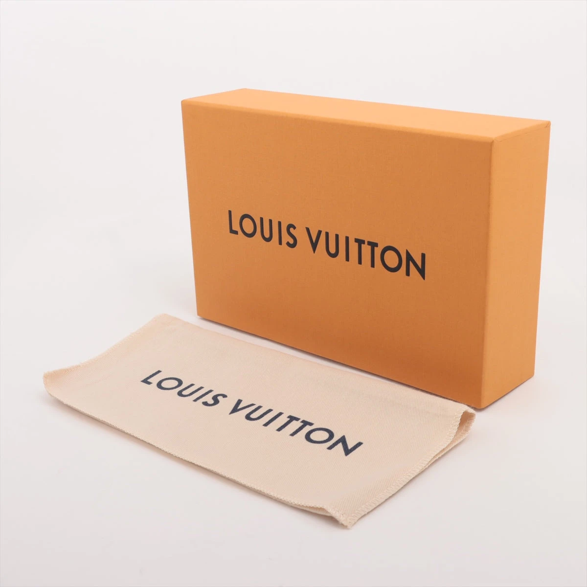 ルイヴィトン マヒナ ポルトフォイユ イリス M60145 財布 Amazon | Louis Vuitton ルイヴィトン 長財布 M60145