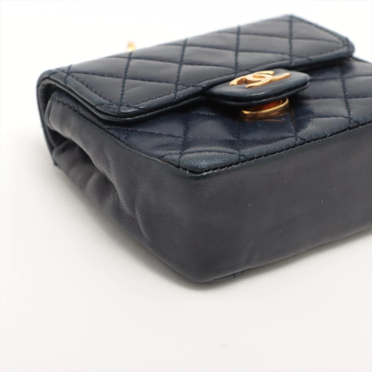 シャネル　ミニミニマトラッセ　ラムスキン　ウエストポーチ　ブラック　3921 シャネル ミニミニマトラッセ ラムスキン ウエストポーチ