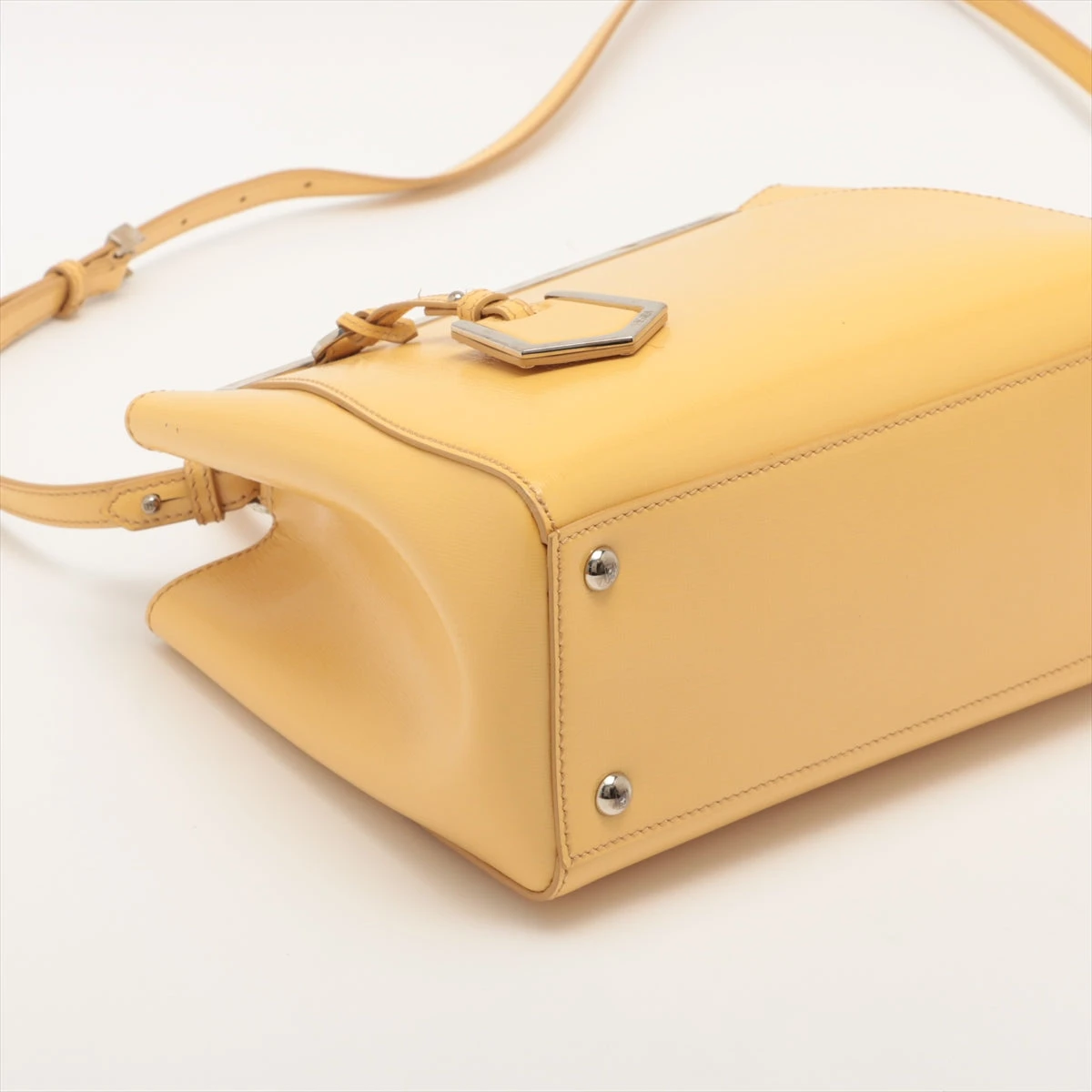 ⭐︎最終値下げ⭐︎『プチトゥージュール』8BH253 グレージュ FENDI】【PETITE 2JOURS】フェンディ『プチトゥージュール