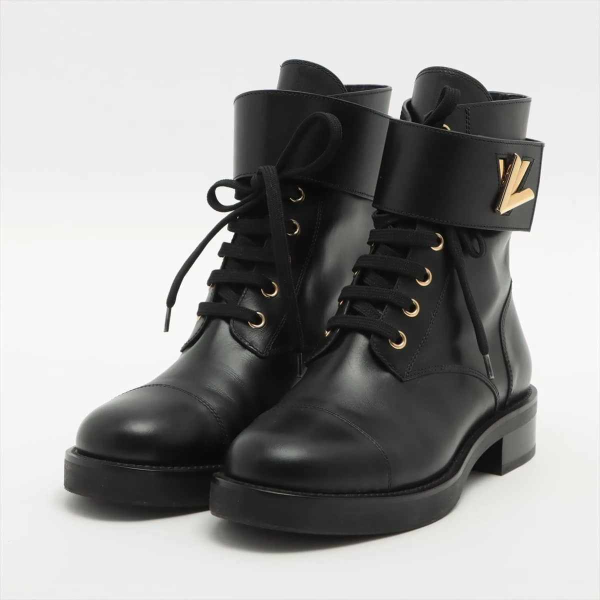 LOUIS VUITTON レザーショートブーツ