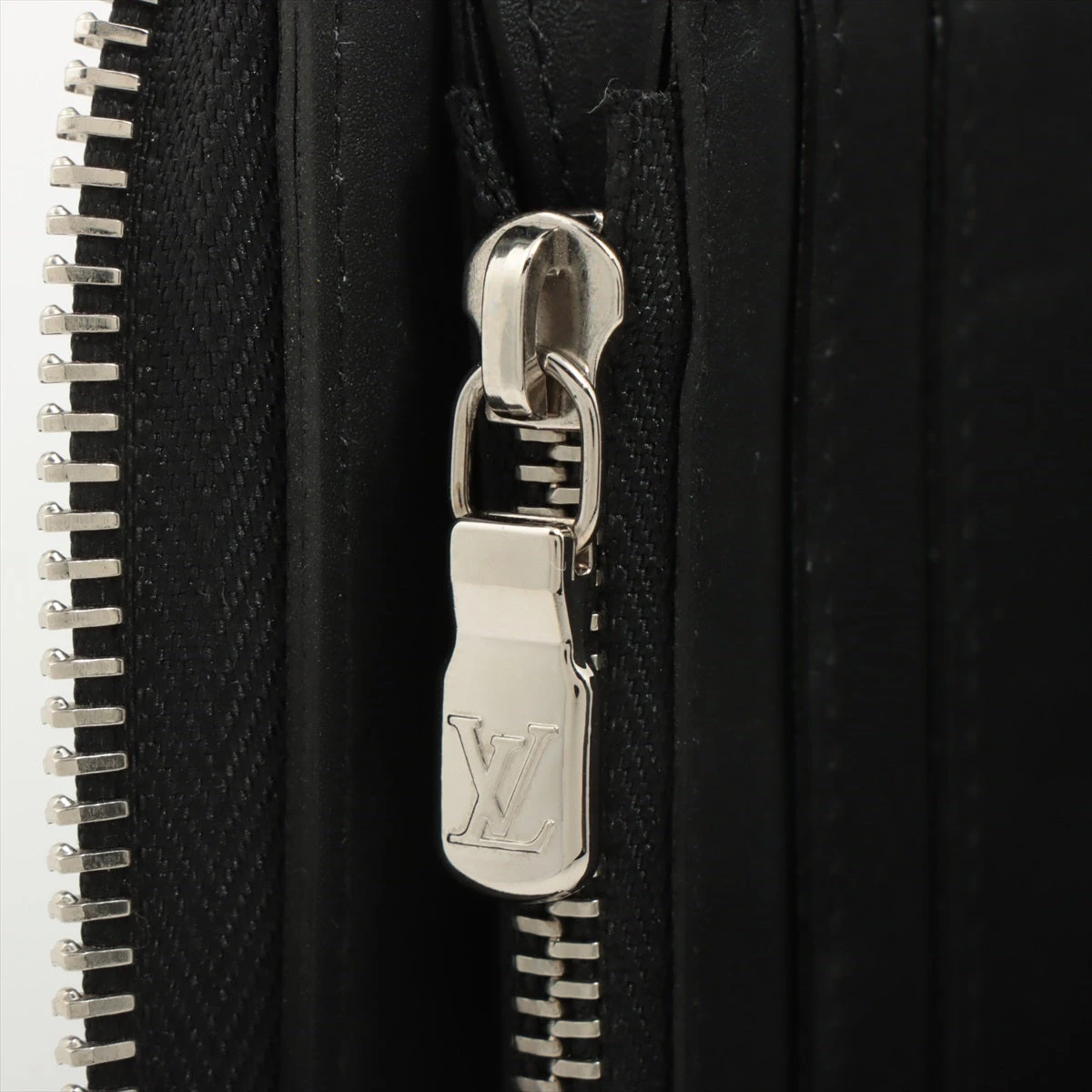 ヴィトン ダミエ アンフィニ 3D ジッピーウォレットヴェルティカル