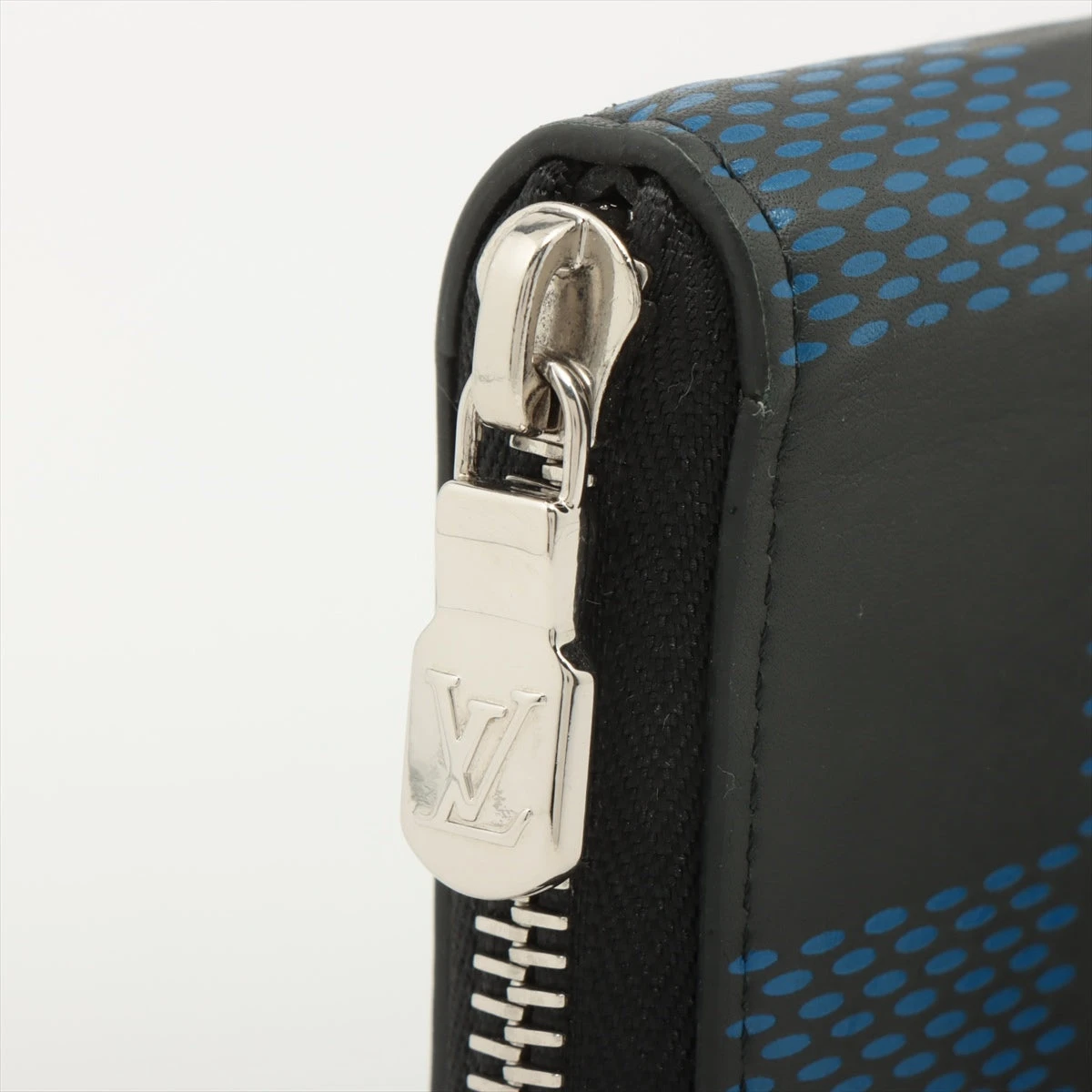 ヴィトン ダミエ アンフィニ 3D ジッピーウォレットヴェルティカル