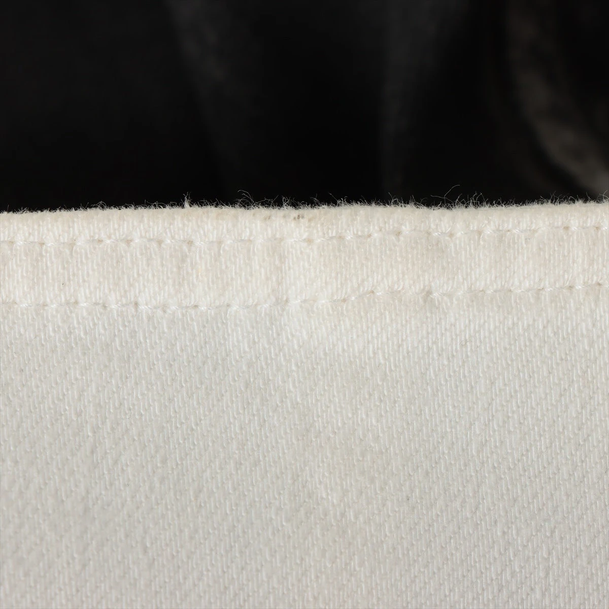 本物 シャネル レザーパッチ COCOボタン コットン パンツ 40 ブルー系 本物 シャネル レザーパッチ COCOボタン コットン パンツ 40