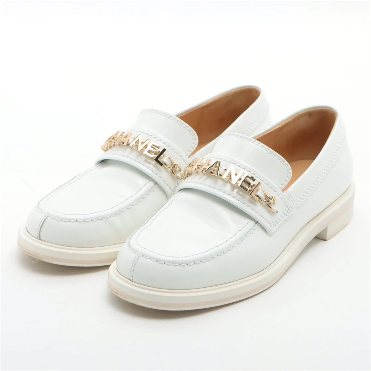 CHANEL アイボリー ローファー 37C CHANEL アイボリー ローファー 37C