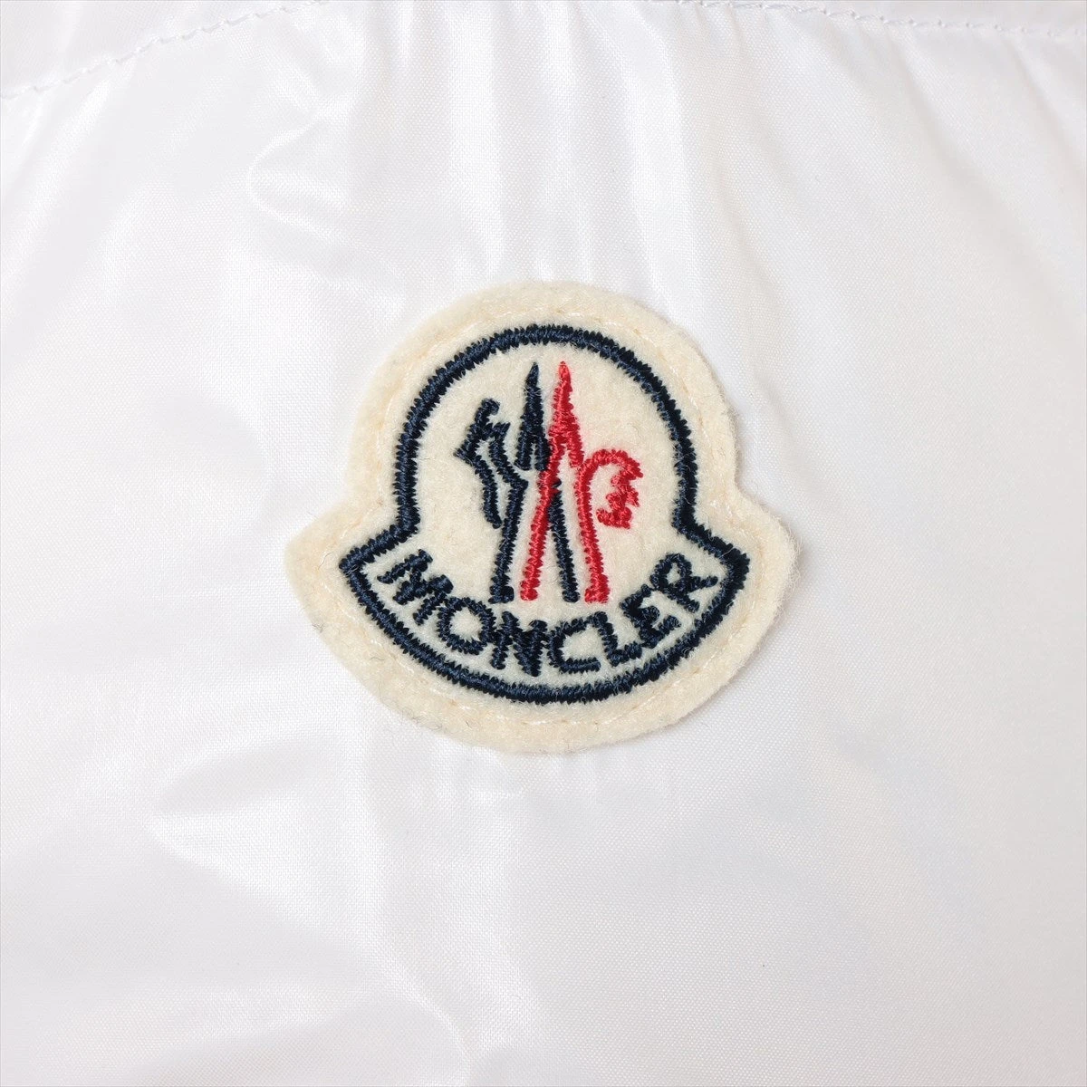 モンクレール LAICHE 22年 ナイロン ダウンジャケット 2