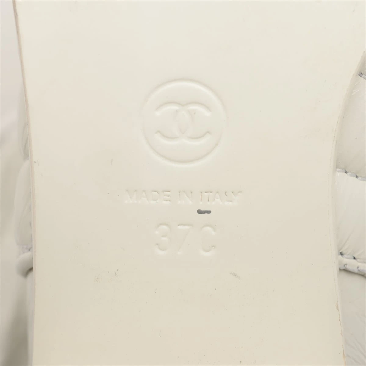 シャネル レザー ショートブーツ 38C ホワイト G34096 箱無し CHANEL シャネル ショートブーツ レディース34ハーフ ホワイト