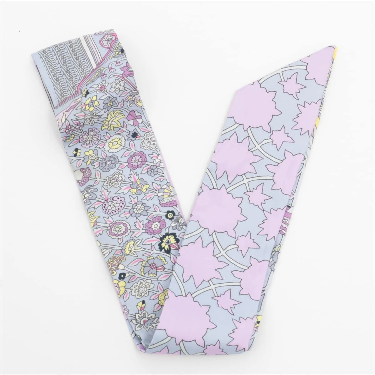 ミ*✨様 【美品】hermes ペルシャ絨毯　Tapis Persans ツイリ エルメス ツイリー Tapis Persans ペルシャ絨毯 スカーフ シルク