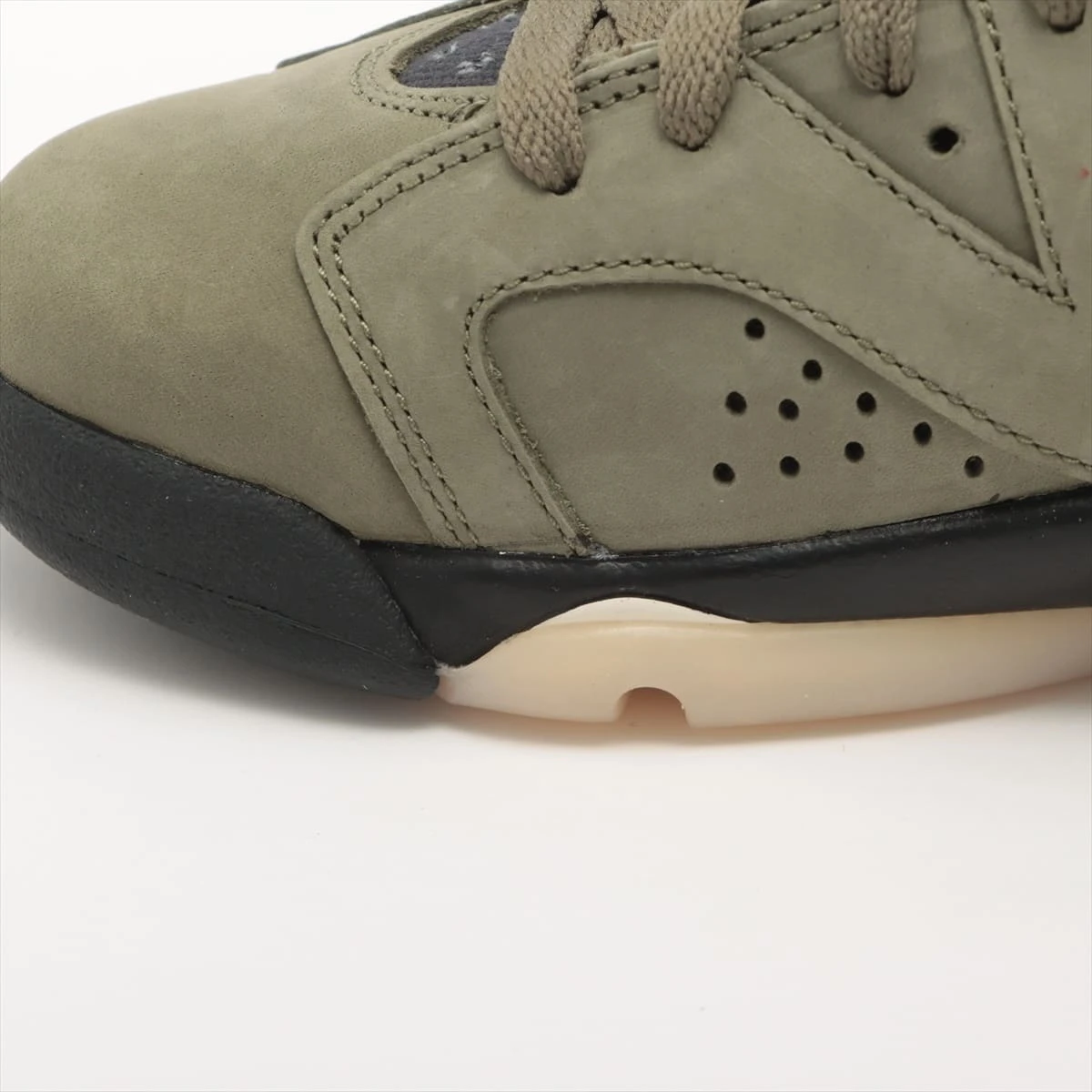 ナイキ×トラヴィススコット AIR JORDAN 6 スエード ハイカット