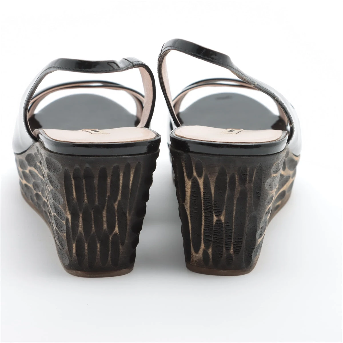 ミュウミュウ パテントレザー サンダル 38 1/2 レディース ブラック 