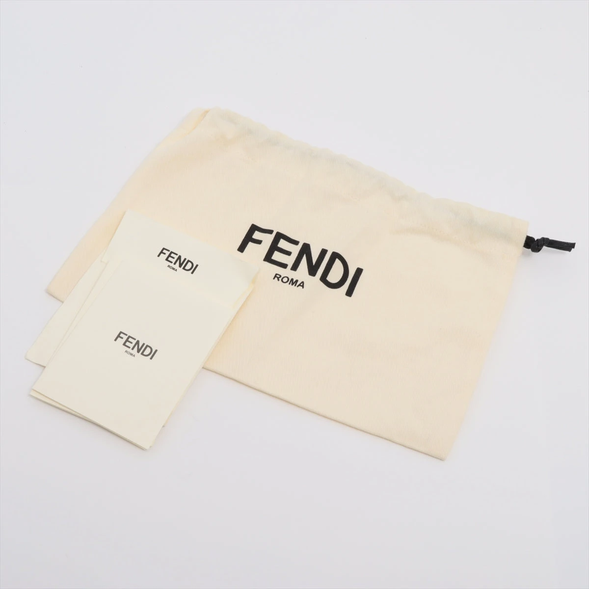 ★超美品★　フェンディ×フィラ　レザー　ポーチ　ホワイト ☆超美品☆ フェンディ×フィラ レザー ポーチ ホワイト - メルカリ