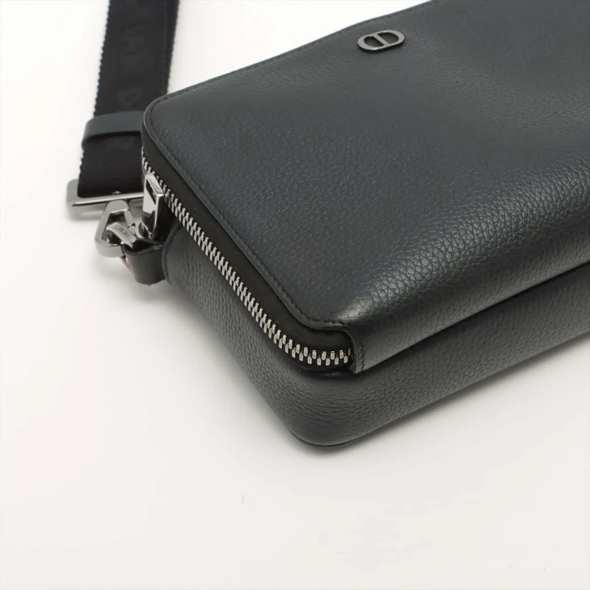 クリスチャンディオール　CDロゴ　レザー　ブラック　クラッチバッグ　ポーチ DIOR(ディオール) 15-BO-1202ロゴストラップ付 サドルクラッチ