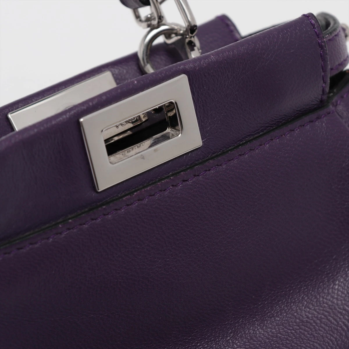 フェンディ マイクロピーカブー レザー 2WAYショルダーバッグ パープル