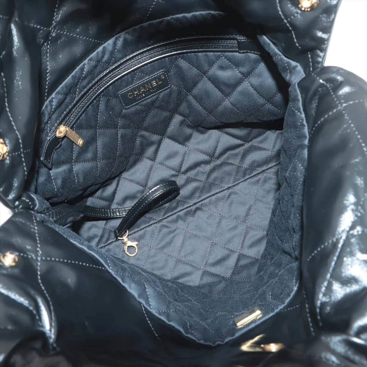 シャネル シャネル22 スモール レザー チェーンショルダーバッグ