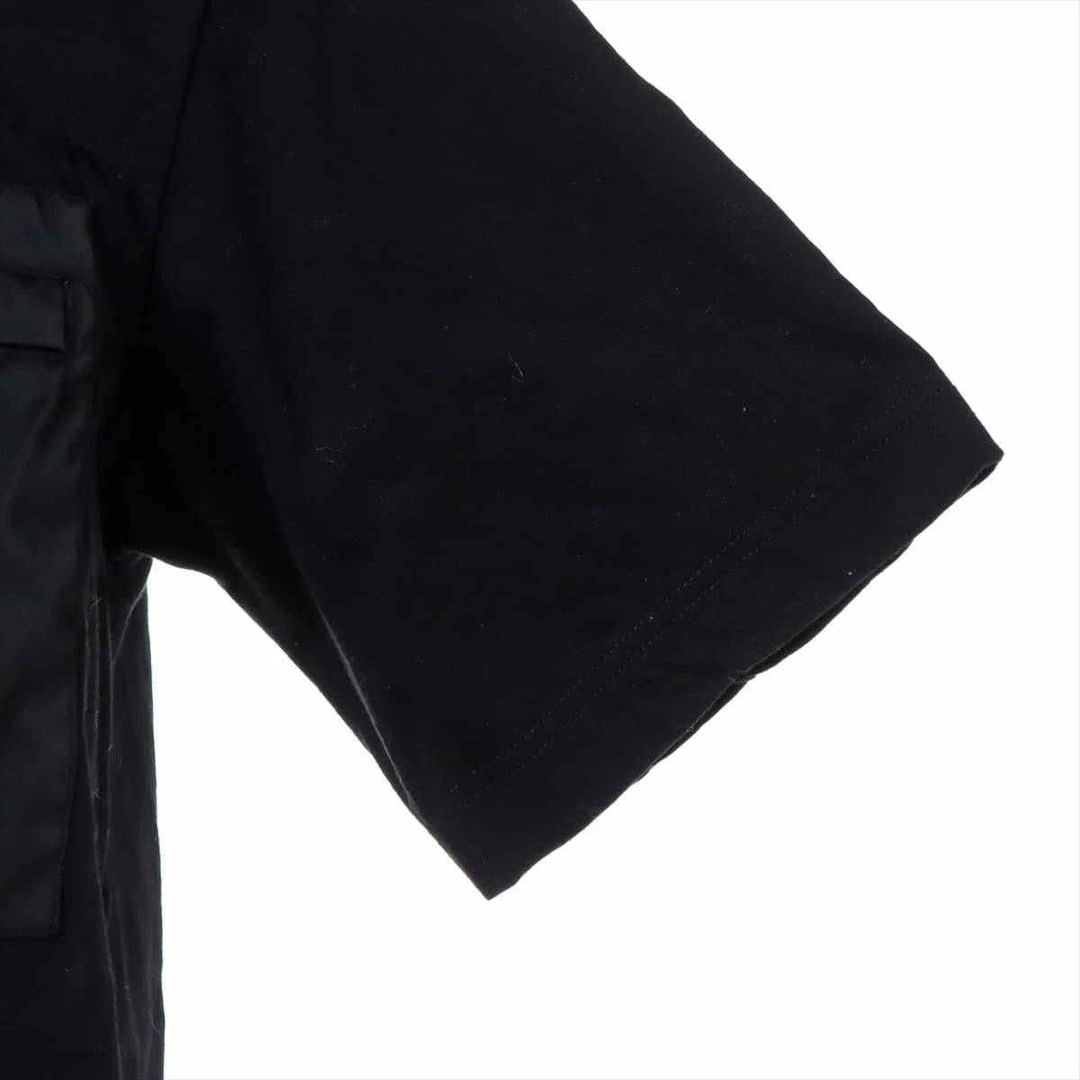入手困難◎PRADA Tシャツ 三角プレート スパンコール ブラック M相当 入手困難◎PRADA Tシャツ 三角プレート スパンコール ブラック M