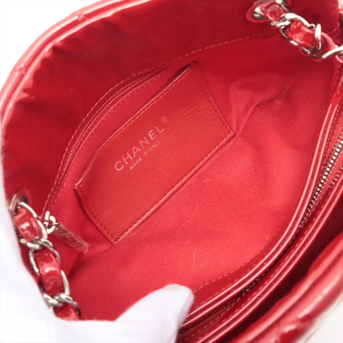 シャネル マドモアゼル パテントレザー チェーンショルダーバッグ