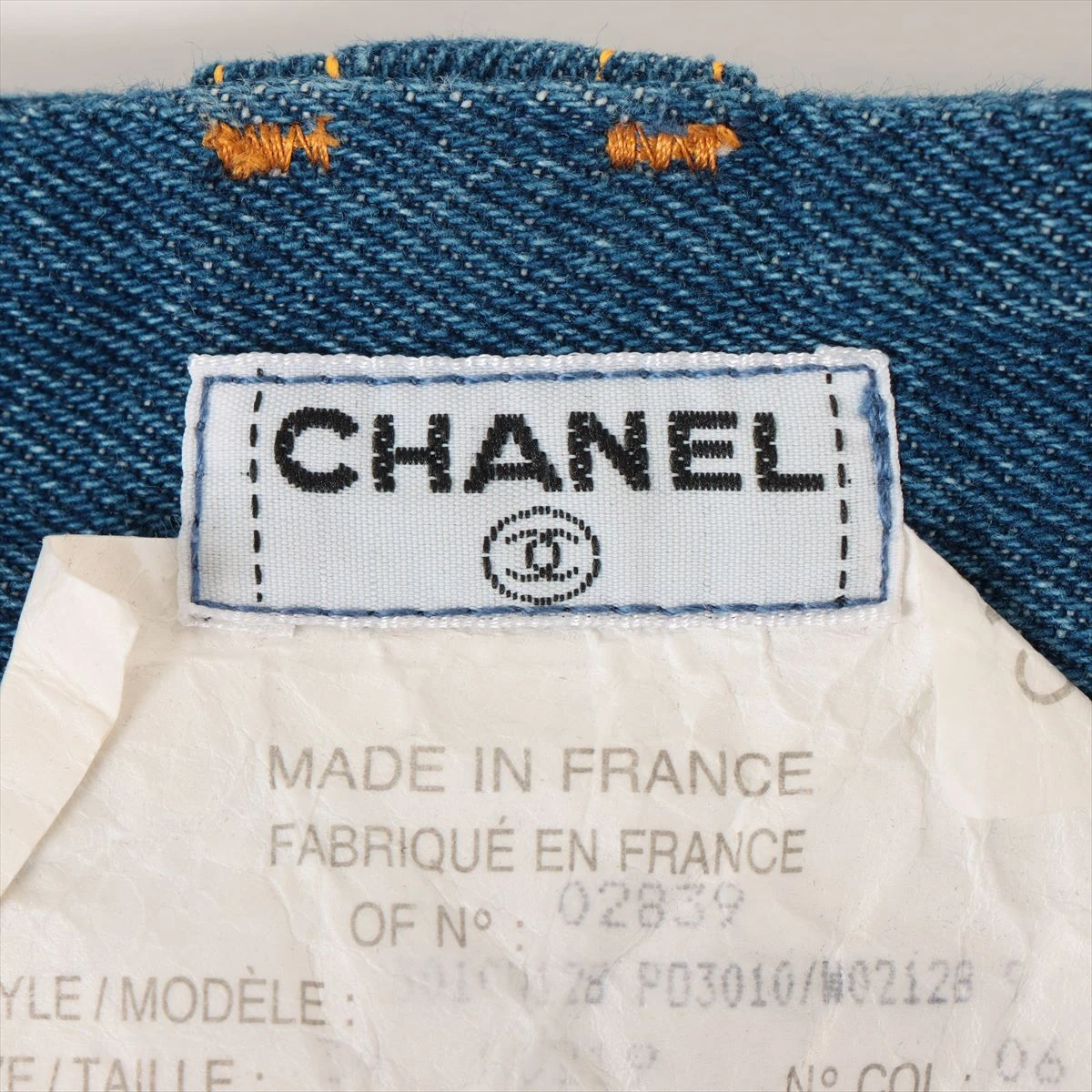 本物 シャネル レザーパッチ COCOボタン コットン パンツ 40 ブルー系 CHANEL - 本物 シャネル レザーパッチ COCOボタン コットン