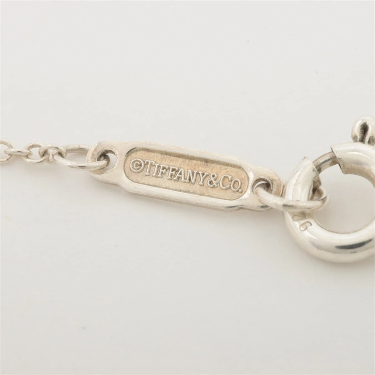 ティファニー ツイストノットペンダントトップ925 シルバーネックレス ティファニー ツイストノット ネックレス 925 2.1g シルバー