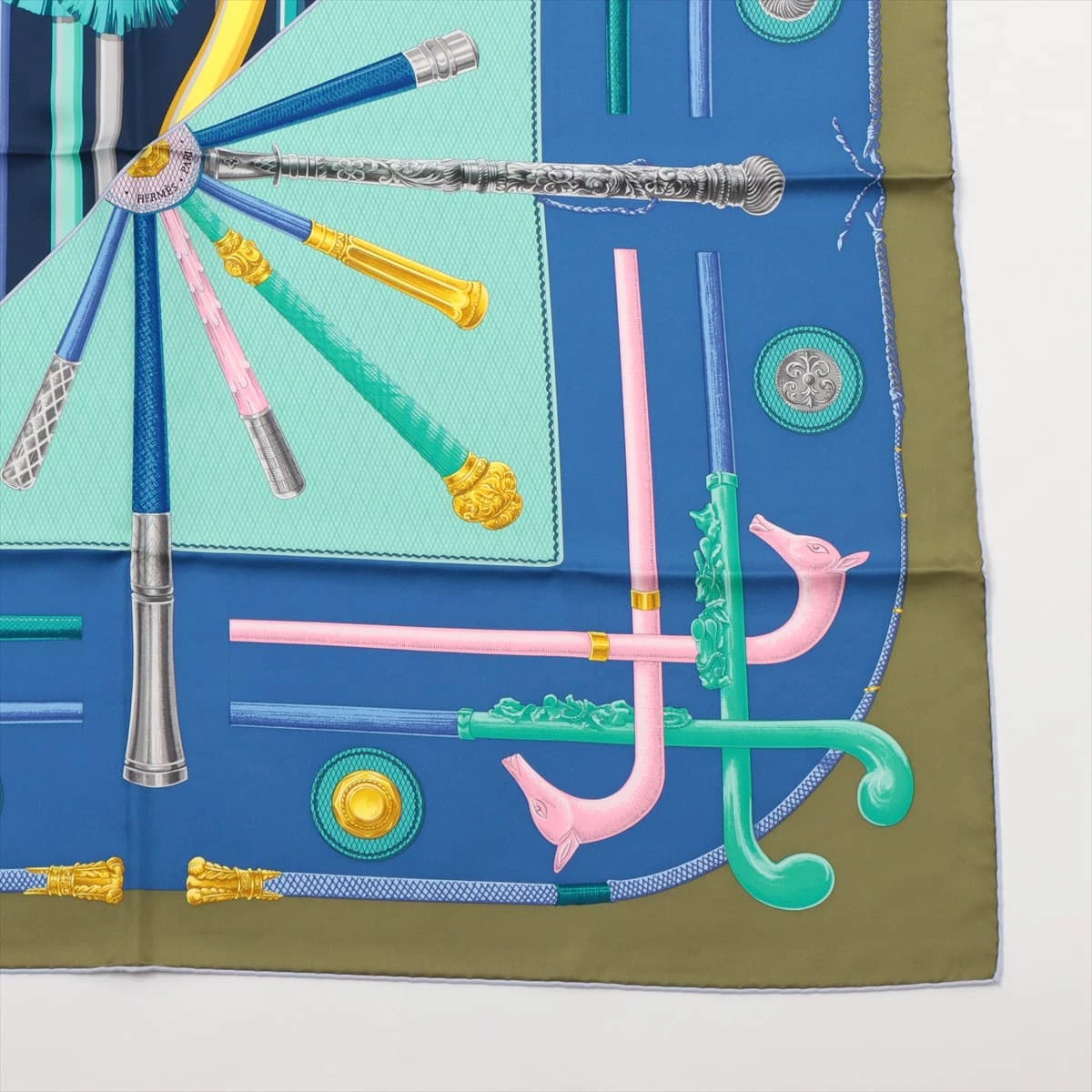 HERMES カレ90 シルクスカーフ　(ステッキ) エルメス カレ90 CANNES＆POMMEAUX ステッキ柄 スカーフ シルク