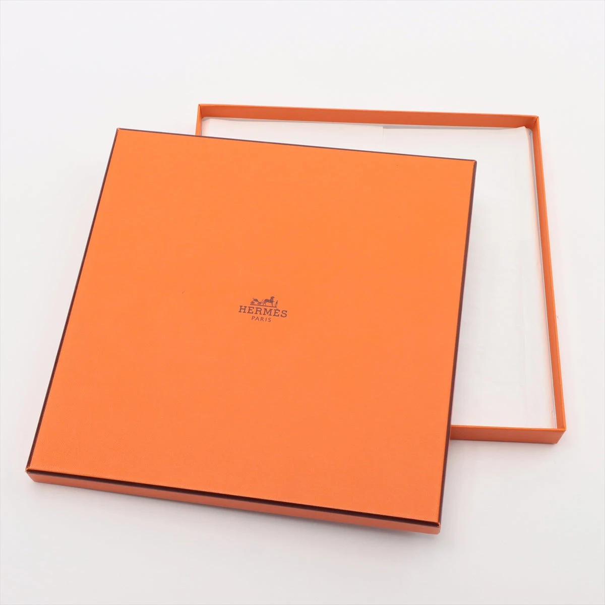 HERMES エルメス カレ90 Harnais de Cour 未使用タグ付き 売切必至】☆HERMES☆カレ 90 Harnais de Coeur scarf (HERMES