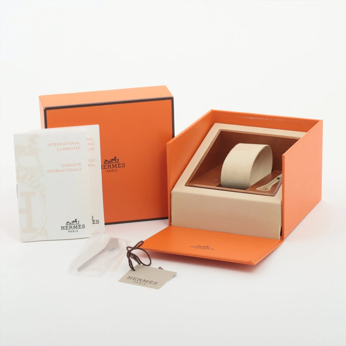 HERMES エルメス レディース腕時計 シェルシュミディCM1.210 白 楽天市場】HERMES エルメス レディース腕時計 シェルシュミディ CM1