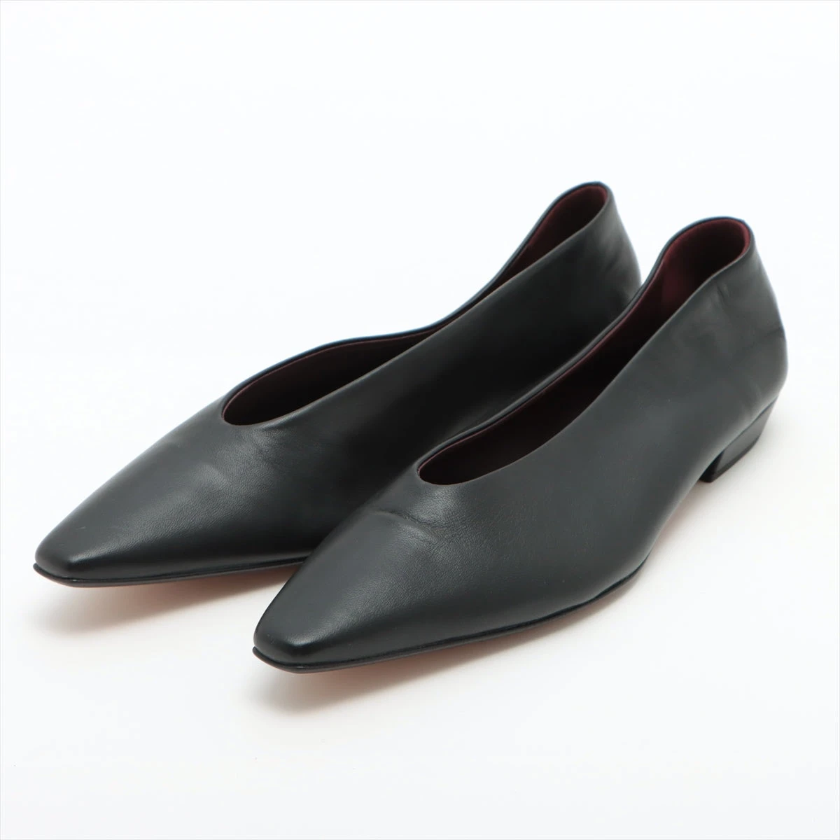Bottega Veneta ブラック レザー フラット シューズ 39 Bottega Veneta ブラック レザー フラット シューズ 39