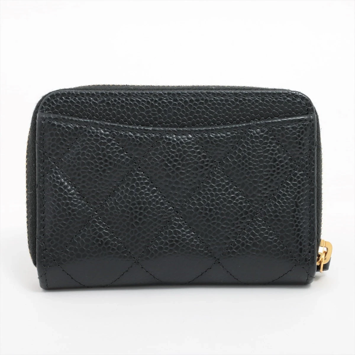 【ことみ】CHANEL マトラッセ　コインケース　ゴールド金具 CHANEL シャネル マトラッセ コインケース付 三つ折 コンパクト