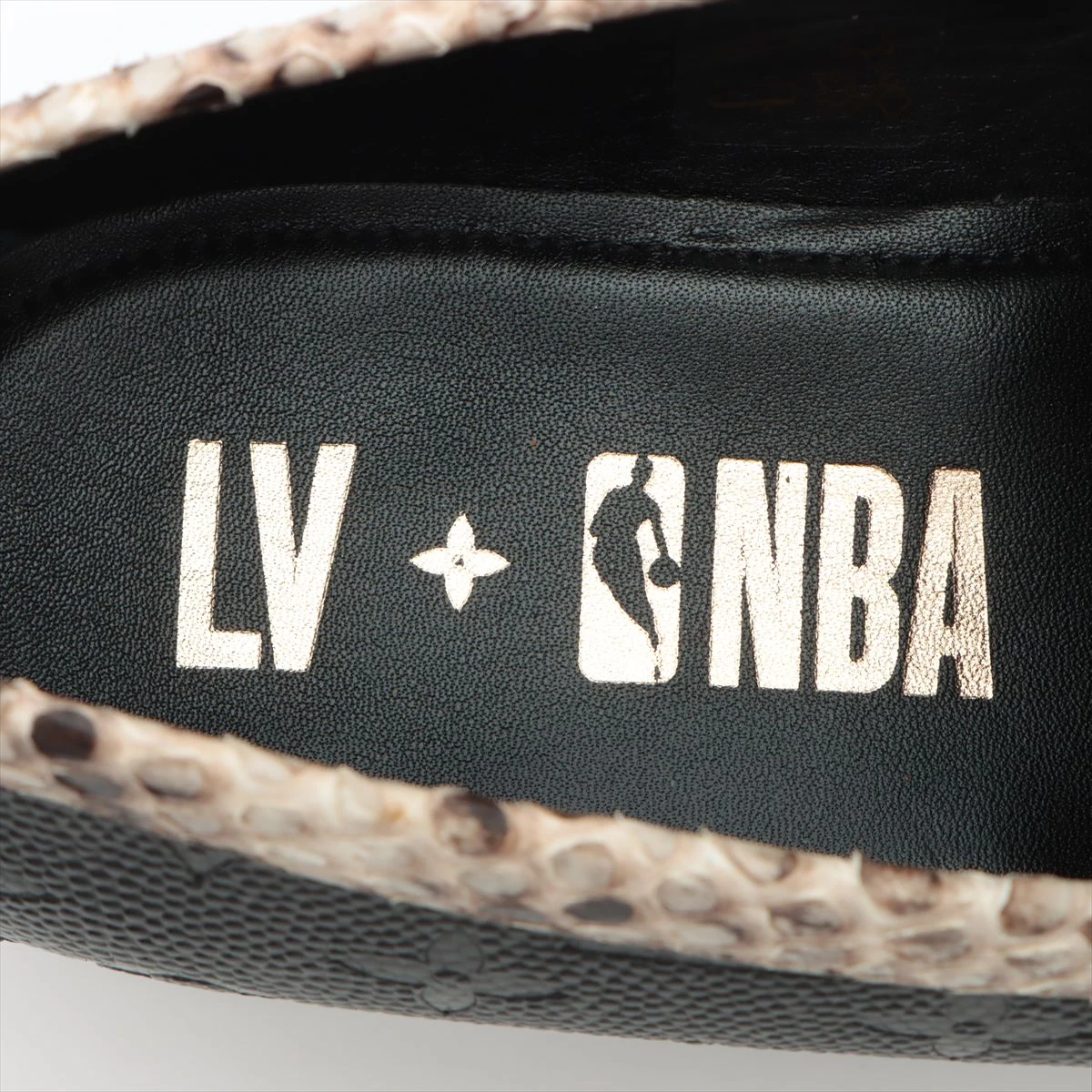 Louis Vuitton カラフルチェーン ブラック ローファー 27.5 Louis Vuitton カラフルチェーン ブラック ローファー 27.5