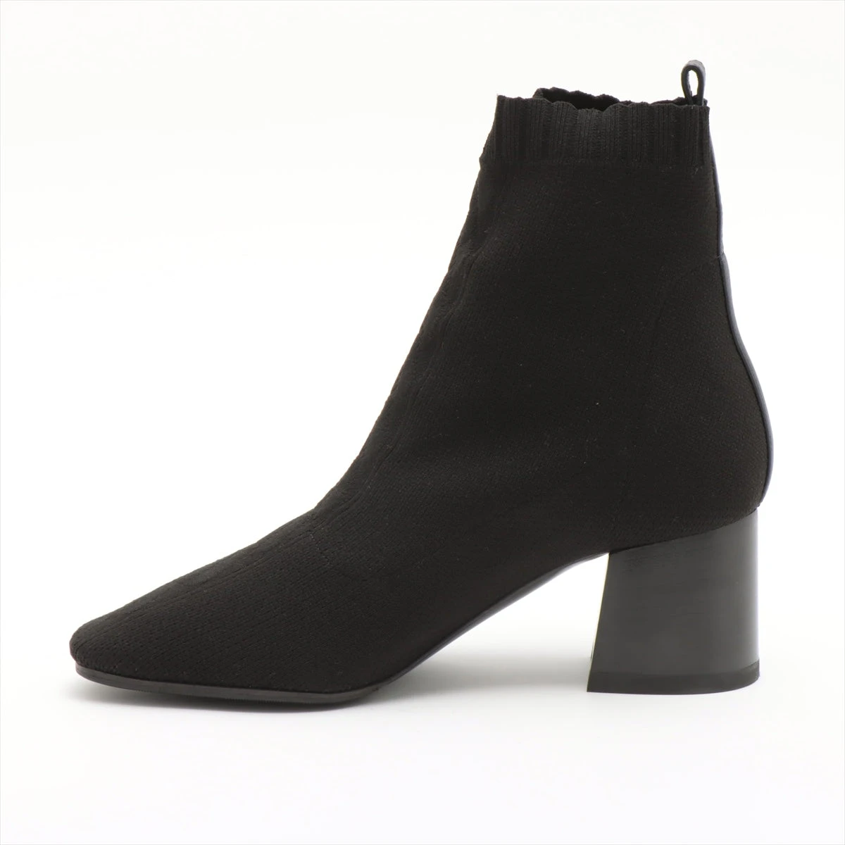 エルメス ニットブーツ 38 67d9e61f019bd.webp