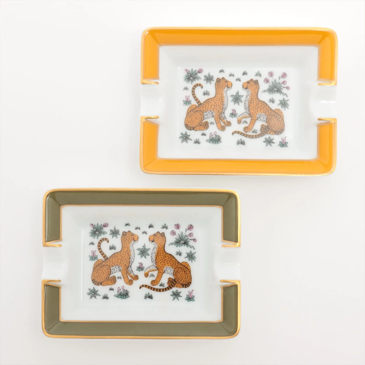 ⭐️新品未使用希少❗️HERMES エルメス レオパードアッシュトレイヴィドポッシュ エルメス レオパード アッシュトレイ 陶器 ミニアッシュトレイ2点