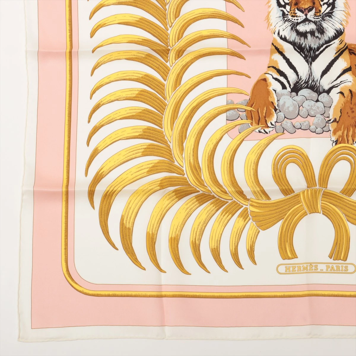 エルメス カレ70 TIGRE ROYAL 王者の虎 スカーフ シルク ピンク