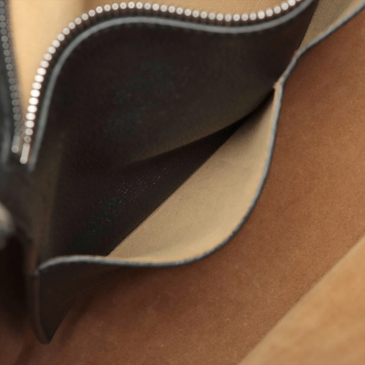 LOEWE アナグラム ビジネスバッグ トートバッグ ブラック レザー 楽天市場】LOEWE ロエベ トートバッグ BUCKLE ZIP TOTE