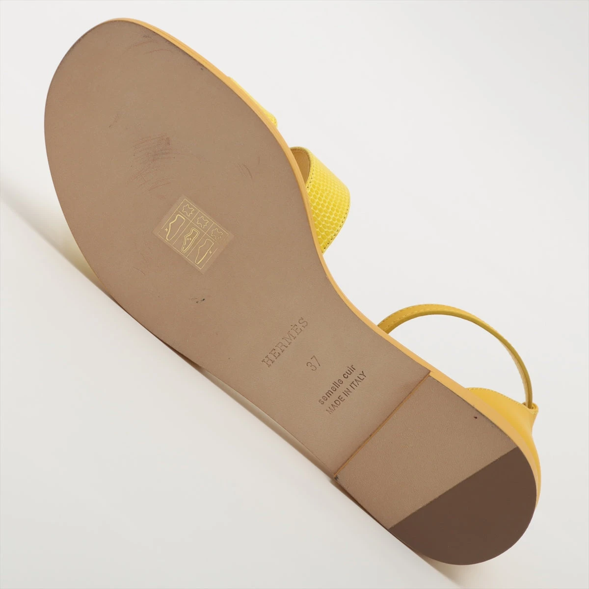 【良品】HERMES・エルメス・サンダル・イエロー・38（24cm相当） エルメス サントリーニ レザー サンダル 37 レディース イエロー