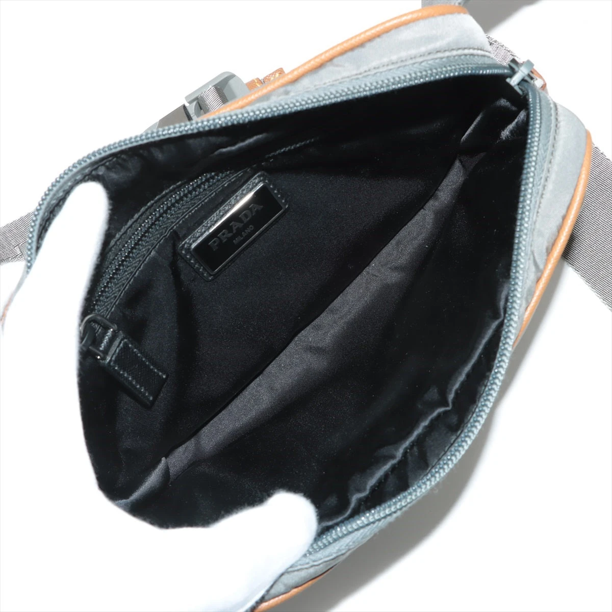 プラダ テスート ボディバッグ グレー 2VL977 ZZ014791｜中古ブランド
