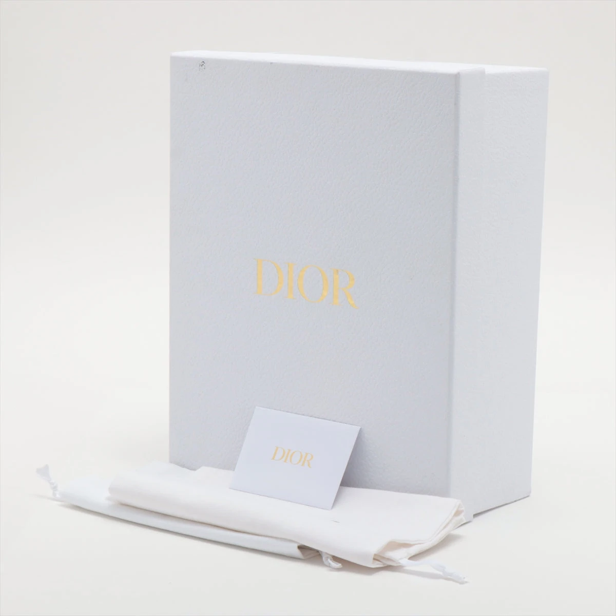 る*ん様 Dior サンダル 37 白レザー ゴールドロゴ付き 2024年秋新作 新品Dior サンダル 37 黒 レザー ゴールドロゴ付き