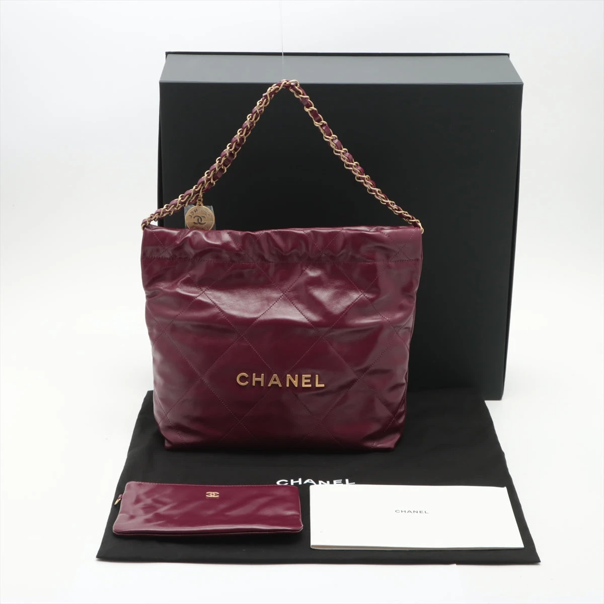 ❤️ CHANEL シャネル★ 22A 美しいチェーンベルト レターロゴチャーム♪ ❤️ CHANEL シャネル☆ 22A 美しいチェーンベルト レターロゴ