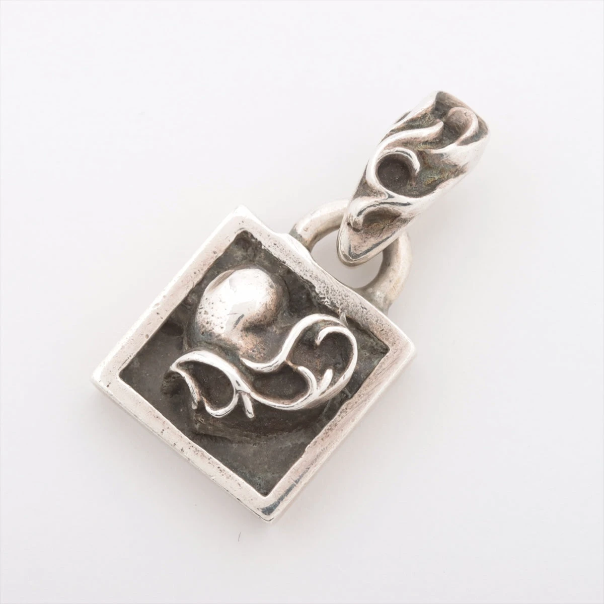 クロムハーツ フレームドハート ペンダントトップ 925 4.9g AP035240