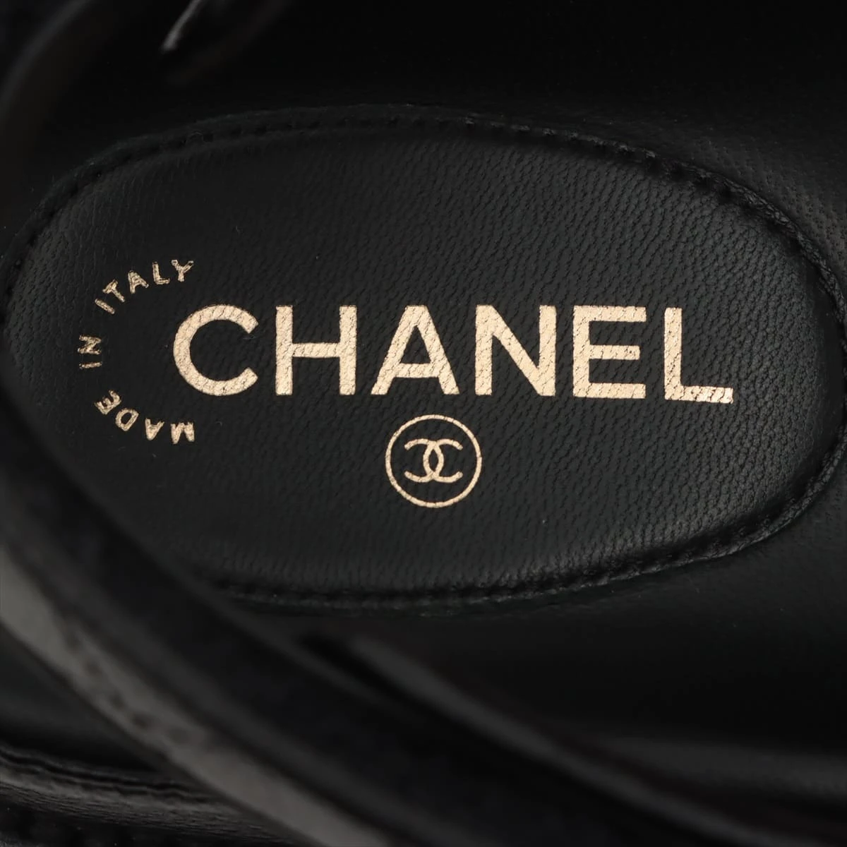 【CHANEL】シャネル マトラッセ レザーサンダル パール風ロゴ CHANEL 【新品】CHANEL シャネル マトラッセ ココマーク パール