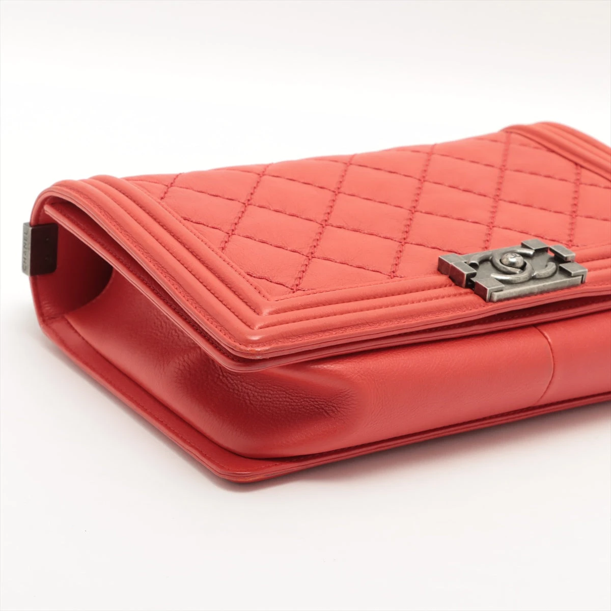 シャネル ボーイシャネル レザー チェーンショルダーバッグ シャネル ボーイシャネル レザー チェーンショルダーバッグ