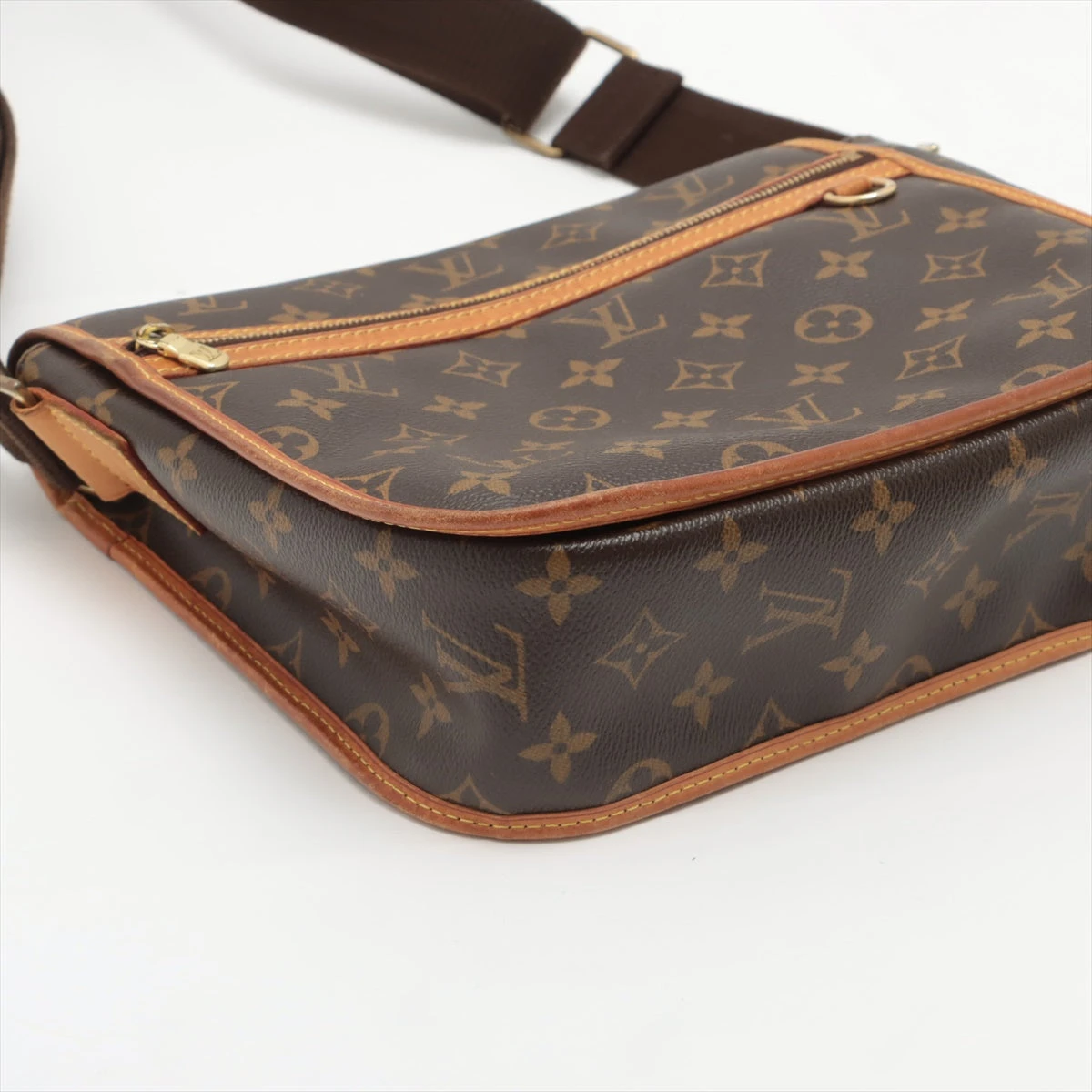 LOUIS VUITTON ルイヴィトン モノグラム メッセンジャー・ボス