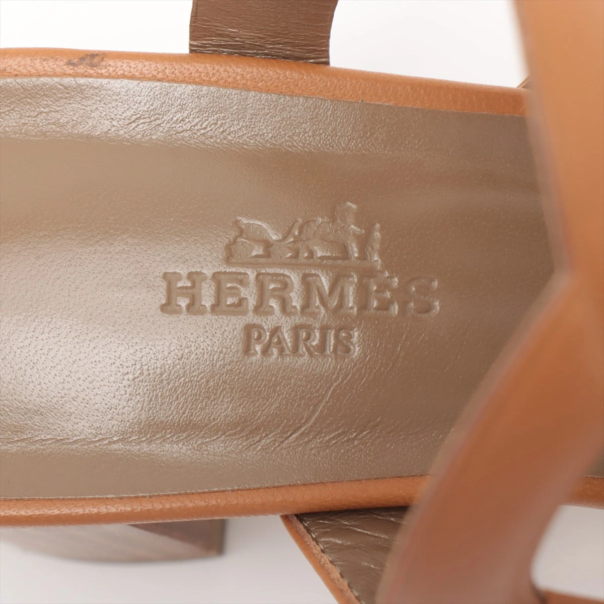 【極美品】HERMES エルメス カルヴィ パテントレザー サンダル 37 極美品】HERMES エルメス カルヴィ パテントレザー サンダル 37 楽天