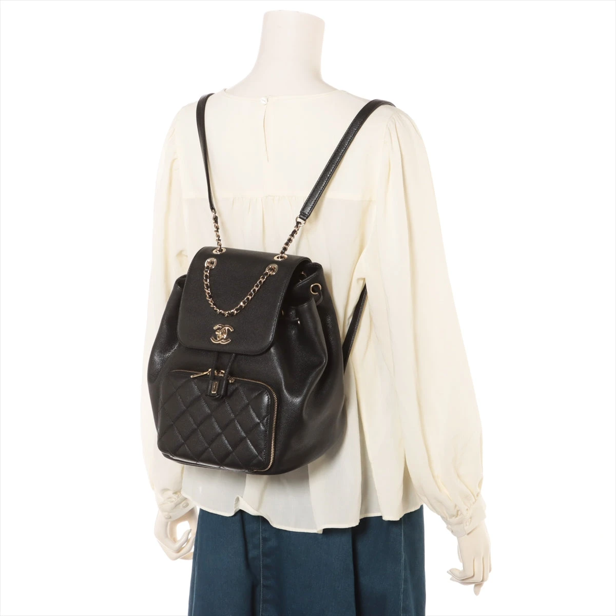 シャネル マトラッセ キャビアスキン チェーンリュック ブラック