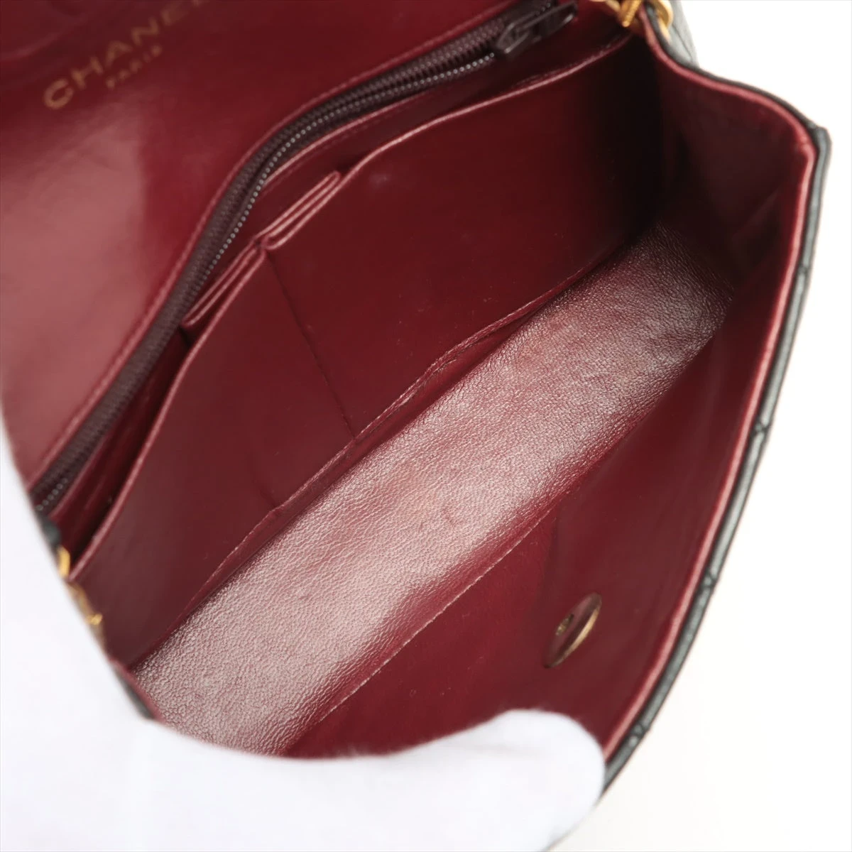 a*u様 CHANEL パールココマーク　マトラッセル　ゴールド ストラップサン 652f6f136e0cc.webp