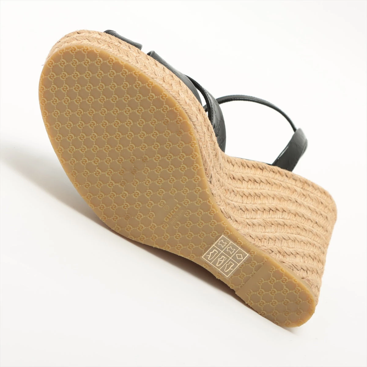定価5.4万円 PELLICO パテントレザー サンダル ストラップ 361/2 パテント レザースタッズサンダル - ブラウン | CHARLES & KEITH