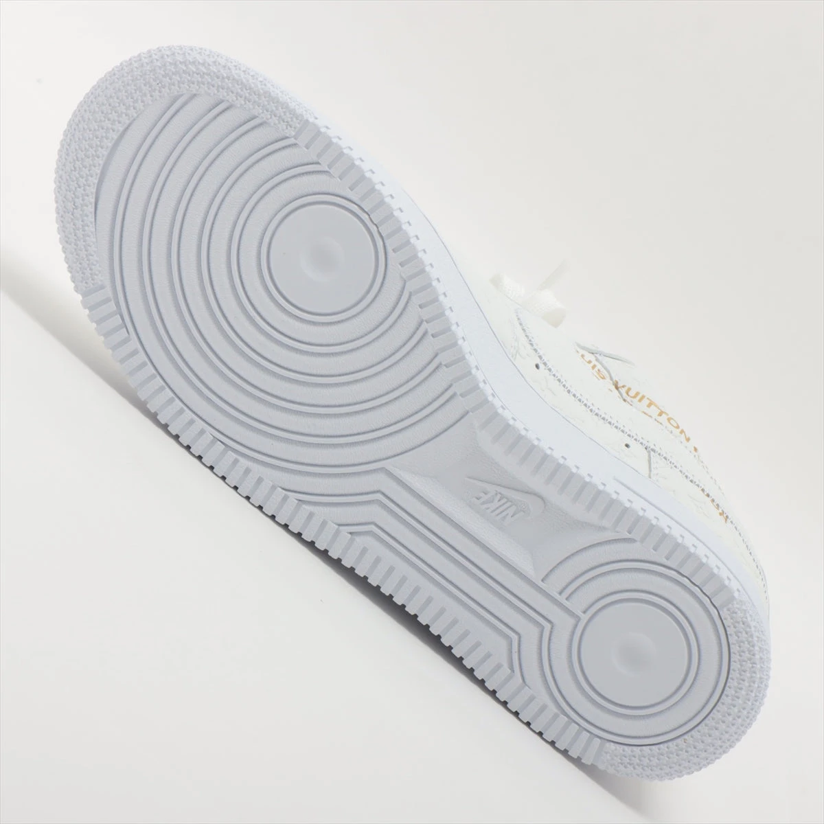 送料関税込みNIKE×VUITTONレザー スニーカー 8メンズ★Aランク LOUIS VUITTON - ルイヴィトン ×ナイキ NIKE AIR FORCE 1 LOW