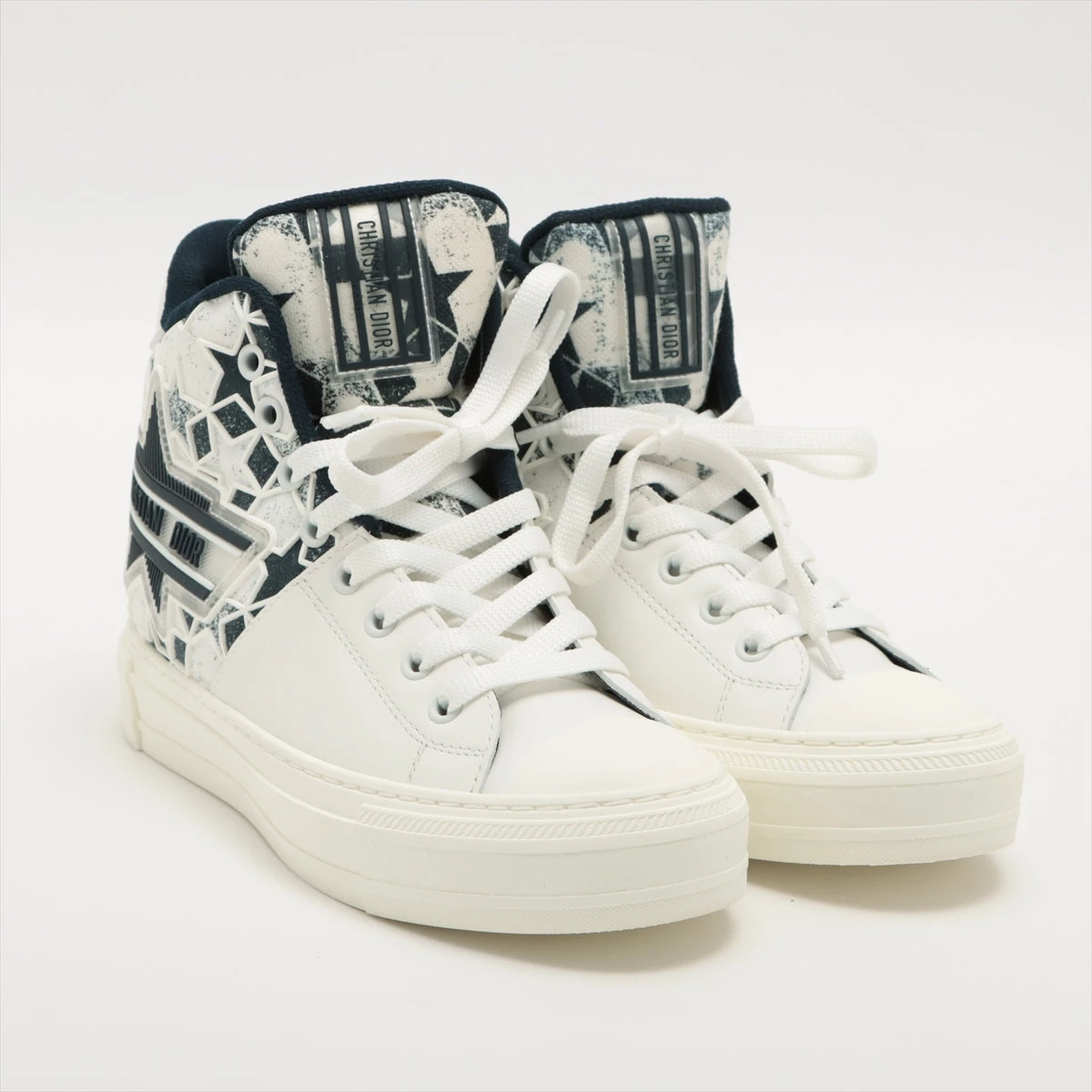 DIOR ディオール　35 1/2 CD スター KCK358CDP ホワイト DIOR ディオール 35 1/2 CD スター KCK358CDP ホワイト