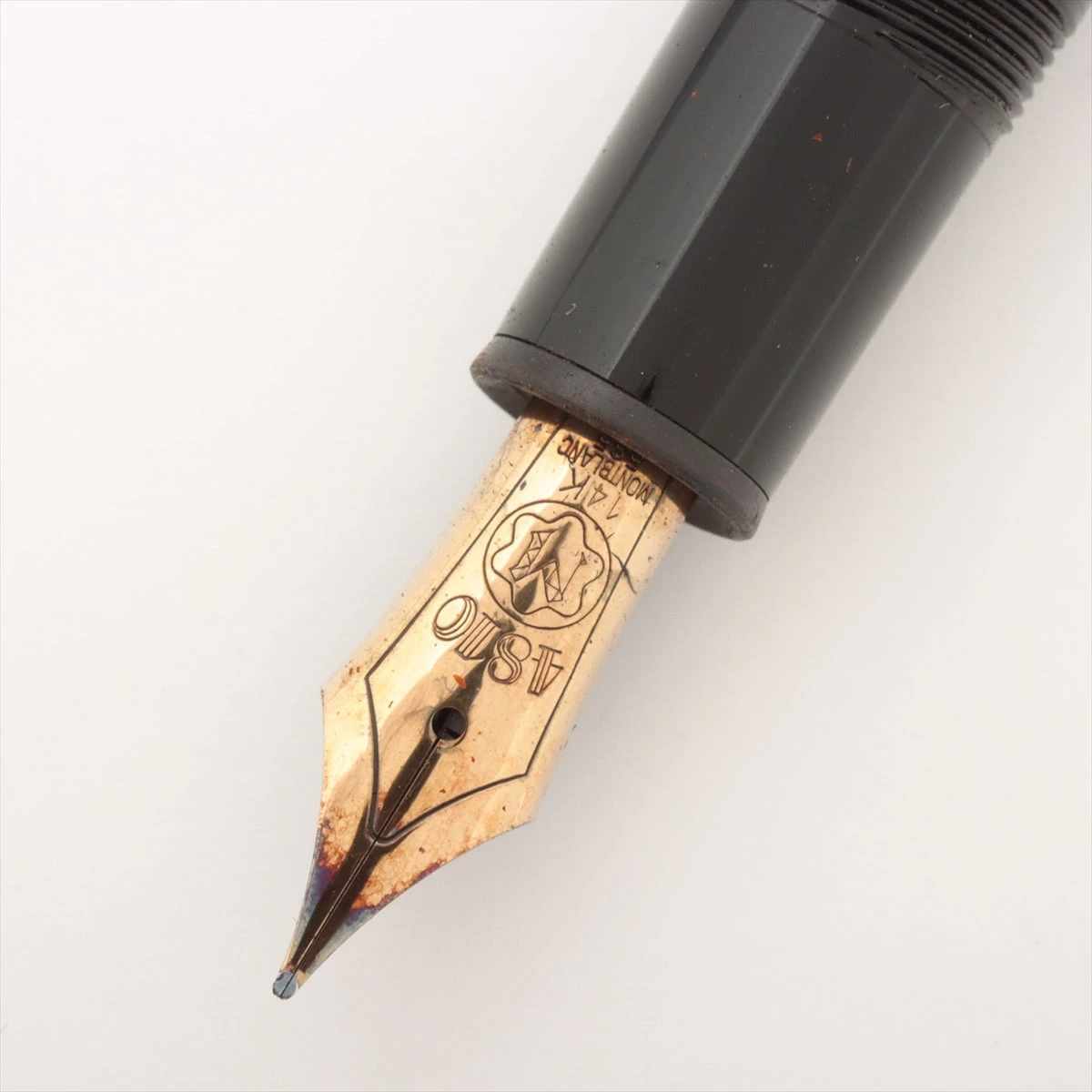 おっつあん　モンブラン万年筆 バスケのドリブルのような書き心地」だと感じているモンブランの