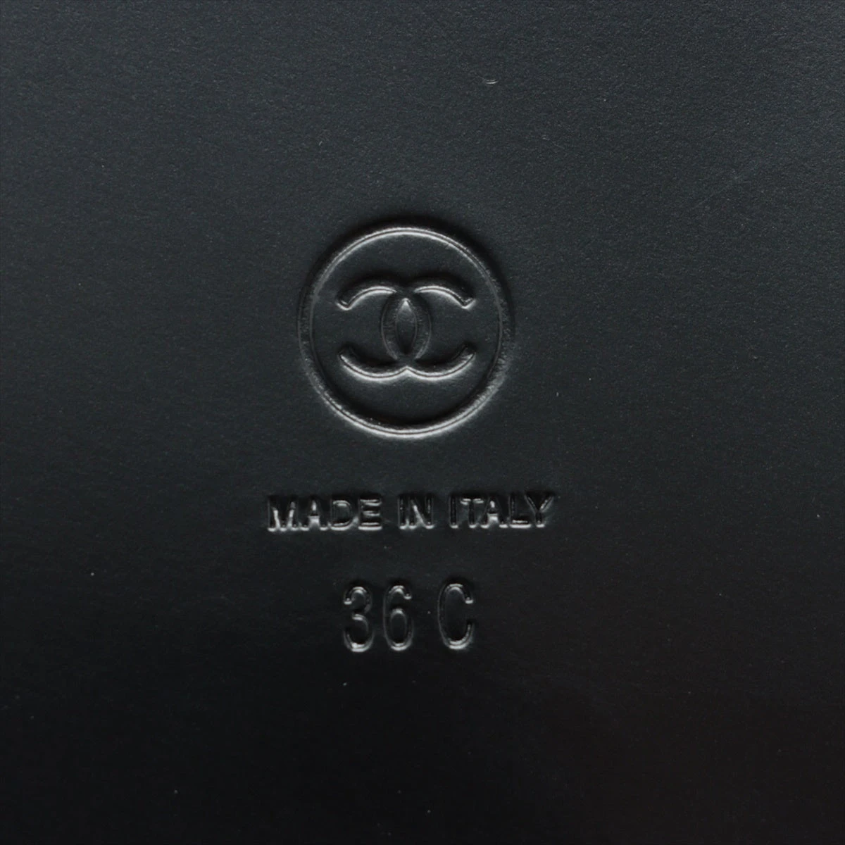 入手困難 売り切れ前に！CHANEL サンダル マトラッセ CCロゴ 楽天市場】シャネル CHANEL サンダル 8 ココマーク マトラッセ
